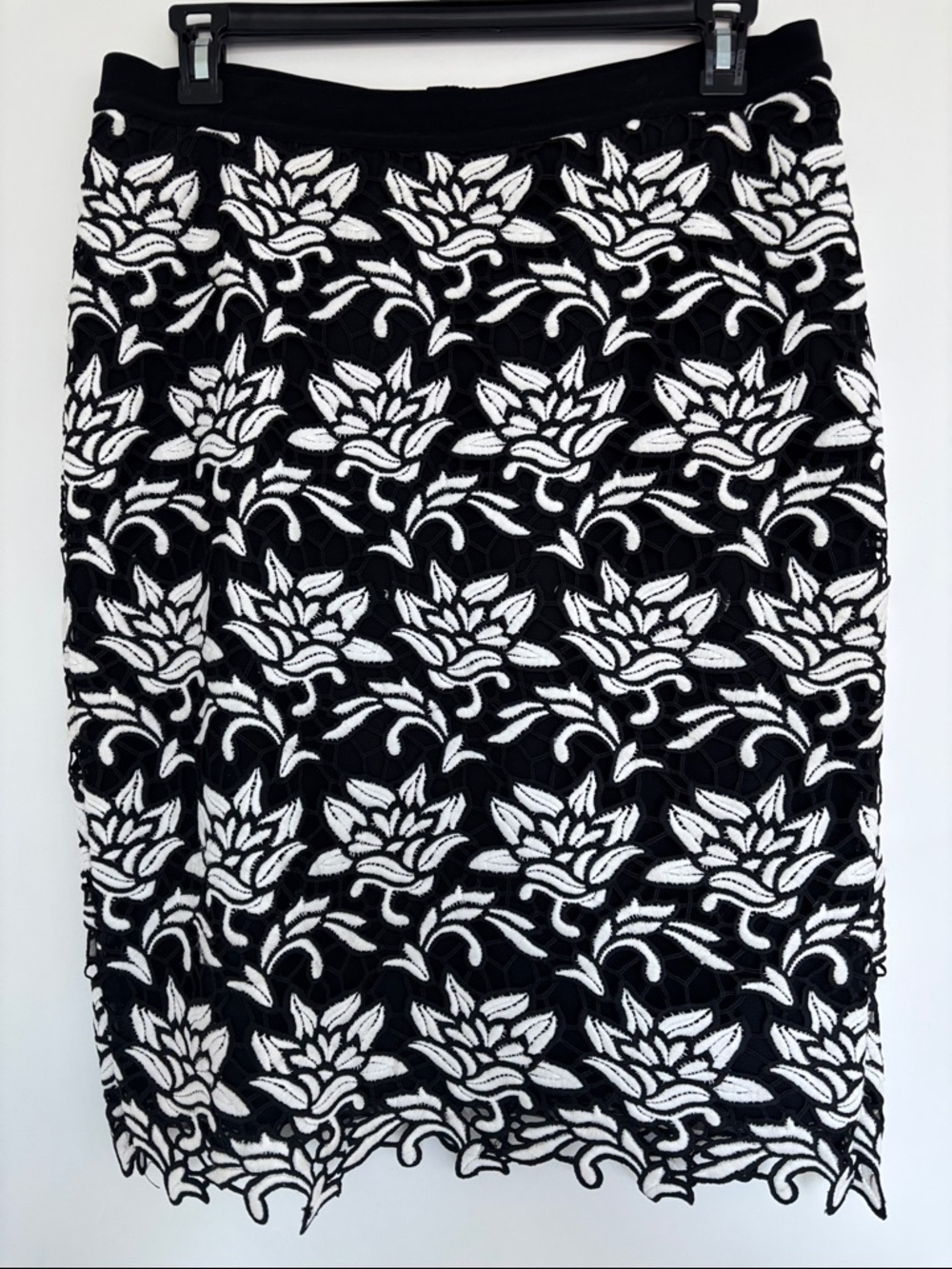 Black & White Floral Lace Pencil Skirt